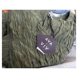 New Overstock Women's Clothing size...