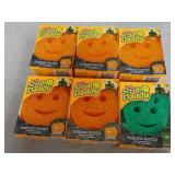 6 Scrub Daddy and Mommy Scrubbers...