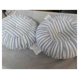 2 Threshold Toss Pillows...