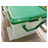 32 Gallon Tote and Cover with Wheel...