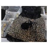 New Overstock Women's Clothing - va...