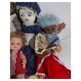 Large Lot of Vintage Dolls Large Lot of Vintage Dolls