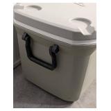 Coleman 316 Series Chest Cooler - 120 Qt Glacier (113.5 L) Coleman 316 Series Chest Cooler - 120 Qt Glacier (113.5 L)