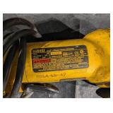 DEWALT D28402 4-1/2 in. Angle Grinder - 120V AC DEWALT D28402 4-1/2 in. Angle Grinder - 120V AC