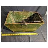 Jersey Grain Company Wooden Grain Crate - Vintage Green with Rope Handle Jersey Grain Company Wooden Grain Crate - Vintage Green with Rope Handle
