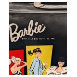Barbie Carry Case With 2 Vintage Dolls & Assorted Clothing Accessories - 1960s Barbie Carry Case With 2 Vintage Dolls & Assorted Clothing Accessories - 1960s