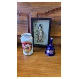 Bell with Peacocks on it, 24k Japan Vase, Chinese Woman Decor Bell with Peacocks on it, 24k Japan Vase, Chinese Woman Decor