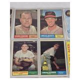Lot of 29 Vintage Baseball Cards Featuring Jim Bunning, Phil Niekro, and Others Lot of 29 Vintage Baseball Cards Featuring Jim Bunning, Phil Niekro, and Others