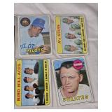 Lot of 29 Vintage Baseball Cards Featuring Jim Bunning, Phil Niekro, and Others Lot of 29 Vintage Baseball Cards Featuring Jim Bunning, Phil Niekro, and Others