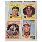 Lot of 29 Vintage Baseball Cards Featuring Jim Bunning, Phil Niekro, and Others Lot of 29 Vintage Baseball Cards Featuring Jim Bunning, Phil Niekro, and Others
