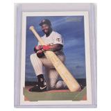 Kirby Puckett 1993 Topps Gold #200 - Minnesota Twins Baseball Card Kirby Puckett 1993 Topps Gold #200 - Minnesota Twins Baseball Card