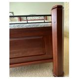LL - Queen Size Bed Frame with Headboard & Footboard & Bedding LL - Queen Size Bed Frame with Headboard & Footboard & Bedding