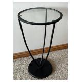 LL - Round Glass Top Side Table - Black Metal Frame LL - Round Glass Top Side Table - Black Metal Frame