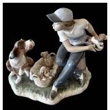 Lladró This One's Mine Porcelain Figurine 5376 Lladró This One's Mine Porcelain Figurine 5376