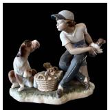 Lladró This One's Mine Porcelain Figurine 5376 Lladró This One's Mine Porcelain Figurine 5376