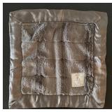 Baby Items & Grandparents' Sign Decor - Fisher-Price Nursery Monitor, Little Giraffe Blanket Baby Items & Grandparents' Sign Decor - Fisher-Price Nursery Monitor, Little Giraffe Blanket