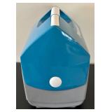 Igloo Playmate Elite Ultra 16-Quart Cooler Igloo Playmate Elite Ultra 16-Quart Cooler