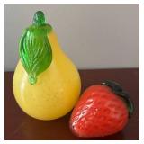 DR - Art Glass Pear & Strawberry Figurines DR - Art Glass Pear & Strawberry Figurines