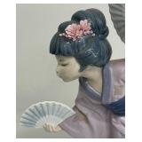 Lladró Porcelain Figurine Japanese with Fan or Madame Butterfly Number 4991