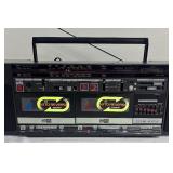 Vintage Toshiba Stereo Radio Cassette Recorder Model: RT-7085