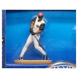 2000 Starting Lineup Classic Double Griffey Jr/Jones Figures