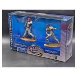 2000 Starting Lineup Classic Double Griffey Jr/Jones Figures