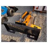 WOLVERINE Concrete Breaker CB-11-750F