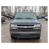 2005 CHEVROLET SUBURBAN 1500 LS *No Accidents | 1 Owner | 4x4* (NO RESERVE)