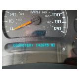 2005 CHEVROLET SUBURBAN 1500 LS *No Accidents | 1 Owner | 4x4* (NO RESERVE)