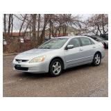 2005 HONDA ACCORD HYBRID *No Accidents* (NO RESERVE)