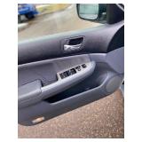 2005 HONDA ACCORD HYBRID *No Accidents* (NO RESERVE)