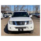 2012 NISSAN PATHFINDER SILVER EDITION *4x4* (NO RESERVE)