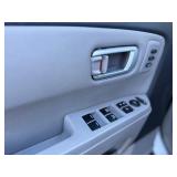 2009 HONDA PILOT TOURING W/NAVI W/DVD *All Wheel Drive* (NO RESERVE)