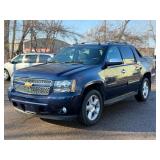 2012 CHEVROLET AVALANCHE LS *4x4 | No Accidents* (NO RESERVE)