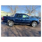 2012 CHEVROLET AVALANCHE LS *4x4 | No Accidents* (NO RESERVE)