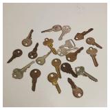Large Lot of Miscellaneous Vintage Keys