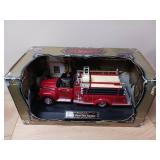 Hall of Fame Collection: 1951 Ford Fire Engine 1:12 scale diecast fire truck.