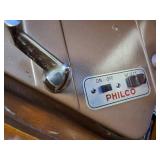 Vintage 1946 Philco Model 46-1203 tube radio and record player in a wooden case - works!