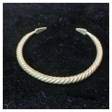 24.63g Sterling silver cuff bracelet. Solid one piece spiral texture design.