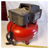 Porter-Cable 6-Gallon Pancake Air Compressor - Works!