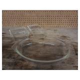 Lot of Pyrex glass baking dishes