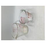 Vintage Pyrex Glass Measuring Cup Set