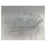 Vintage Crystal Art Glass Bowl – Hibiscus Flower Design, Scalloped Petal Rim