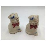 Vintage Ceramic Cat Salt and Pepper Shakers