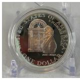 1992 W-White House 200th Anniversary Commemorative Silver Dollar - just the coin in a protective plastic case 1992 W-White House 200th Anniversary Commemorative Silver Dollar - just the coin in a protective plastic case