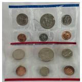 1986 uncirculated P & D us mint coin set OGP - cello wrap only 1986 uncirculated P & D us mint coin set OGP - cello wrap only