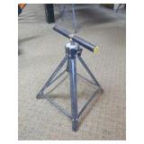 Adjustable Manual Pipe Jack Stand