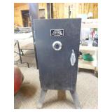 Smoke Hollow Wood Smoker