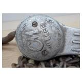 Chisolm Moore Chain Puller