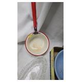 Assorted Vintage items as pictured Assorted Vintage items as pictured